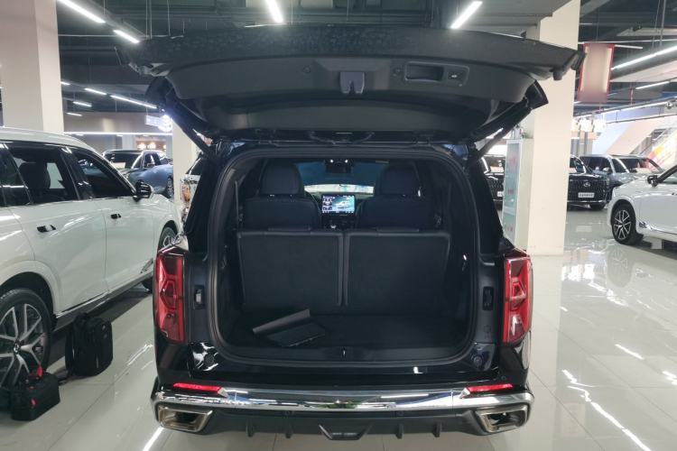 Used GAC Trumpchi GS8 2022 Dual-Engine Series 2.0TM Four-Wheel Drive Prestige Edition (6 Seats) Trunk