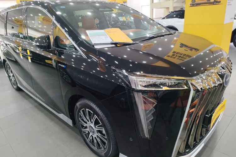 Used GAC Trumpchi E9 2025 E9 Superfast Charging – Master Series