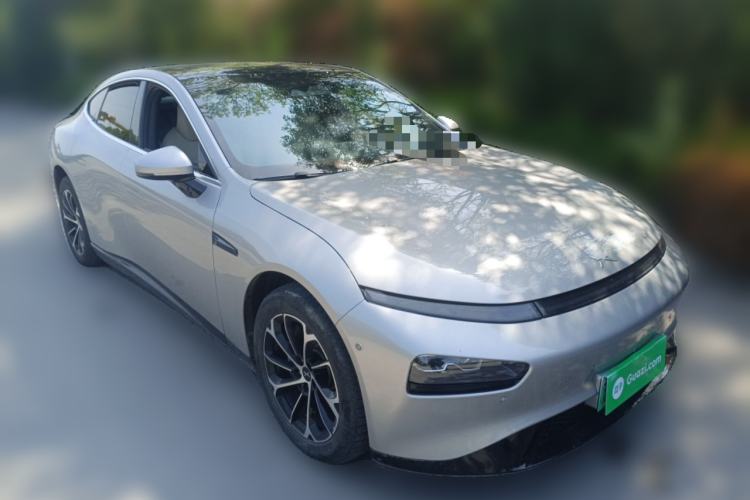 Used XPeng P7 2022 480E Front Right 45 Deg