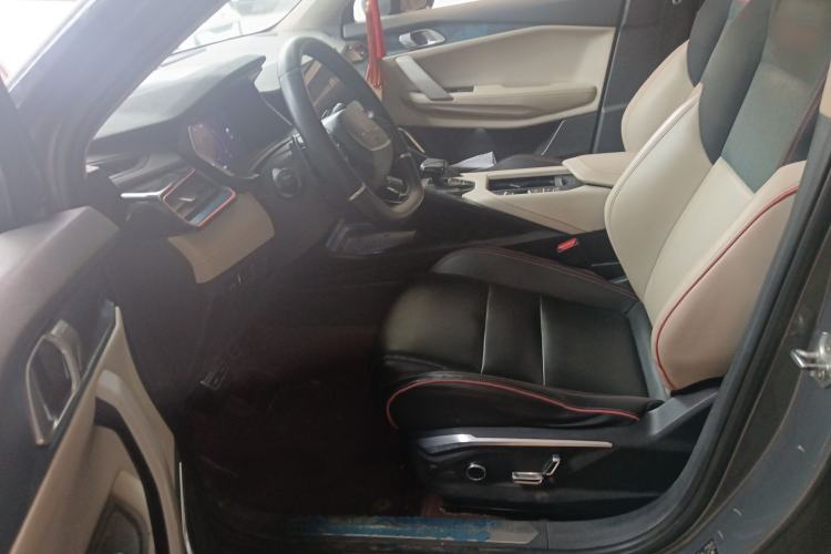 Used Lynk & Co 06 2021 1.5T Shero Pink Special Edition
