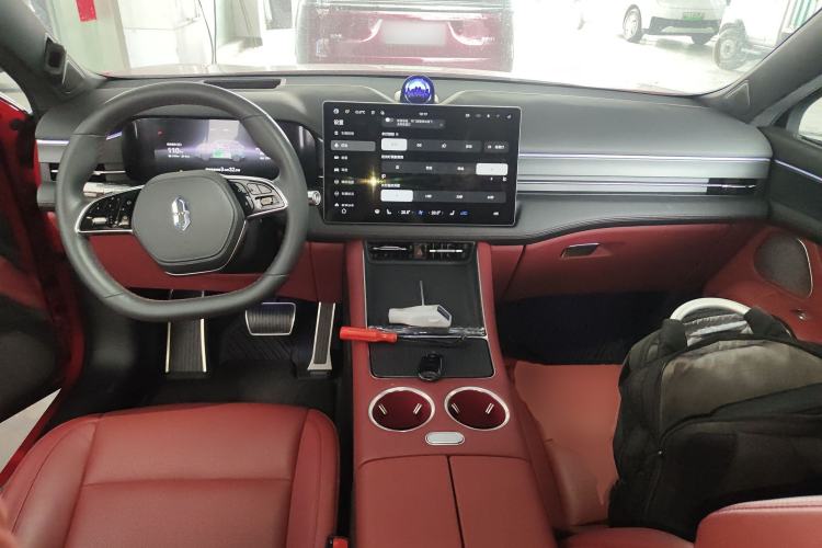 Used Hima AITO M5 2025 Extended-Range Ultra All-Wheel-Drive Version Center Console