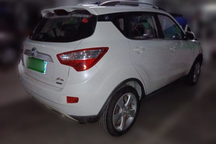 Used CHANGAN CS35 2016 1.6L Automatic Prestige Model China V Standard Rear Right 45 Deg
