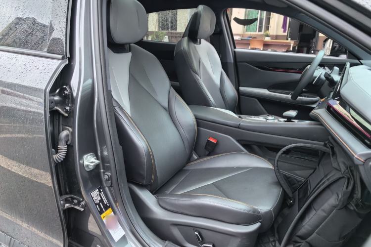 Used CHANGAN UNI-V 2022 1.5T Prestige Version