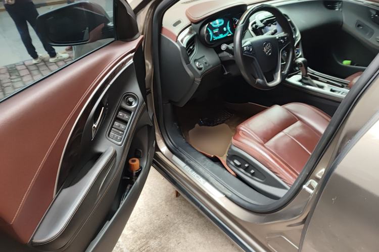 Used Buick LaCrosse 2013 2.4L SIDI Luxury Comfort Edition Driver Seat