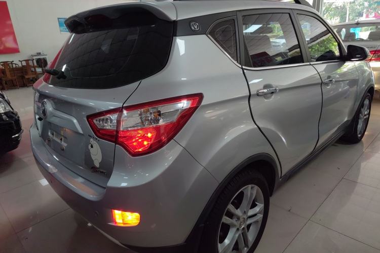 Used Changan CS35 2014 1.6L Automatic Luxury Model China IV Standard
