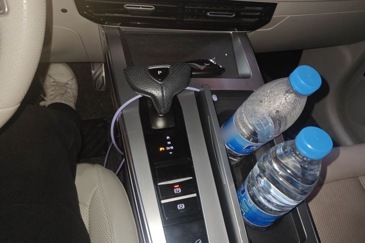 Used Roewe Jing 2022 2.0T Orca Edition Gear Lever