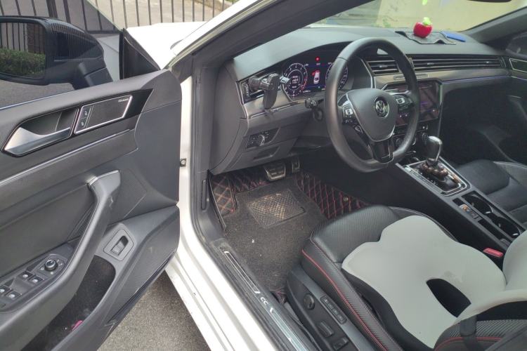 Used Volkswagen FAW-Volkswagen CC 2019 380TSI Yeyan Edition China VI Standard Driver Seat