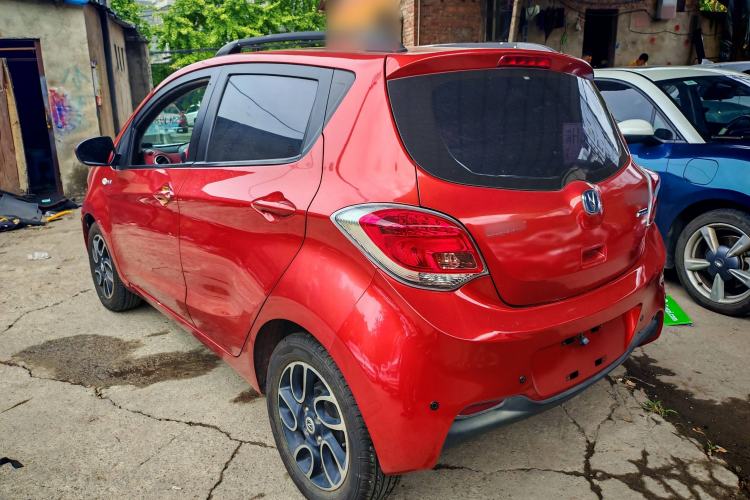 Used CHANGAN Benni 2015 1.4L IMT Luxury Version China IV Standard