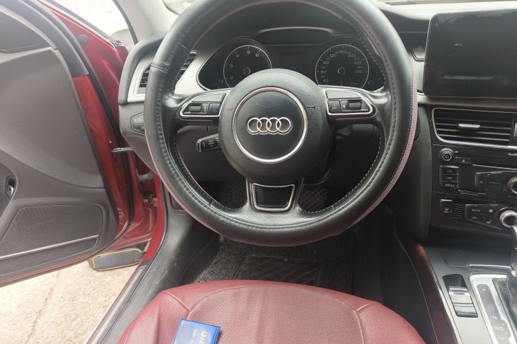 Used Audi A4L 2013 35 TFSI Automatic Comfort Model