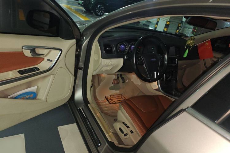 Used Volvo S60 2012 T5 Zhiya Edition