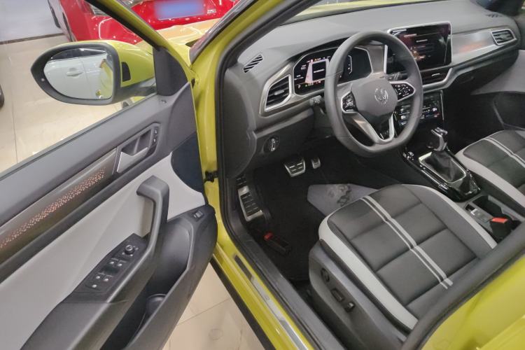 Used Volkswagen T-ROC 2023 300TSI DSG Two-Wheel Drive Starlight Edition
