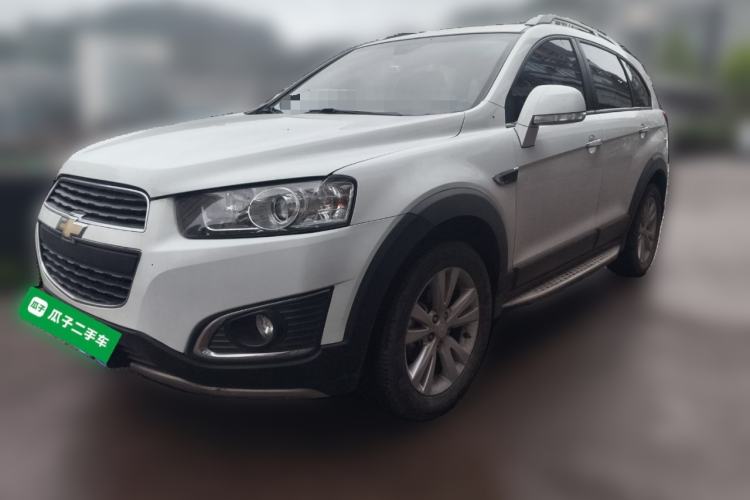 Used Chevrolet Captiva 2015 2.4L 4x4 Flagship Edition 7-Seater