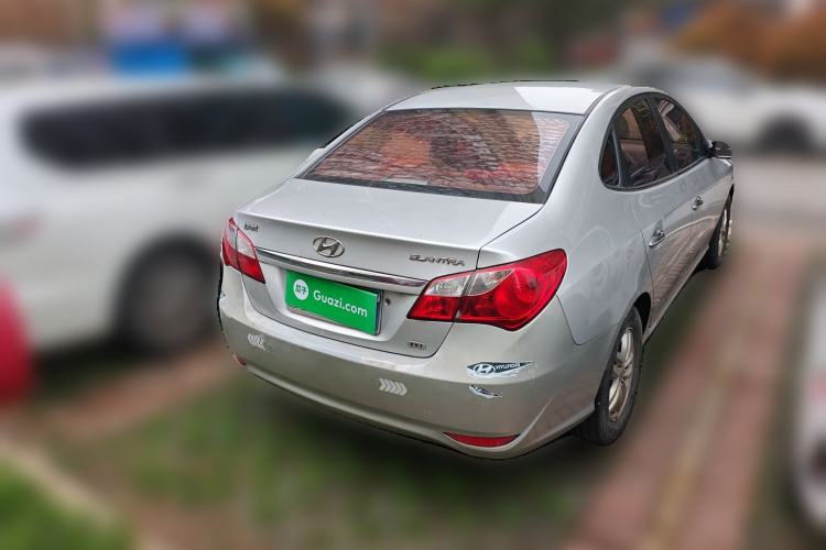 Used Hyundai Celesta 2011 1.6L Manual Luxury Model Rear Right 45 Deg