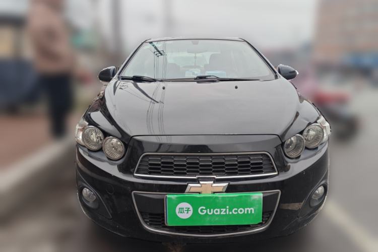 Used Chevrolet Aveo Sonic 2011 Sedan 1.4L Manual Transmission SE
