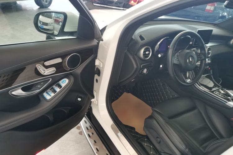 Used Mercedes-Benz GLC 2019 GLC 260 L 4MATIC Dynamic Model