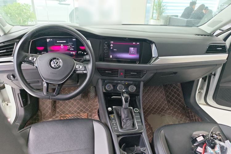 Used Volkswagen Sagitar 2021 280TSI DSG Excellence Edition Center Console