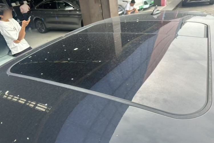 Used ORA Good Cat 2023 401 km Standard Range Premium Version Lithium Iron Phosphate Exterior 7