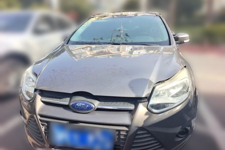 Used Ford Focus 2012 Sedan 1.6L Manual Comfort Model
