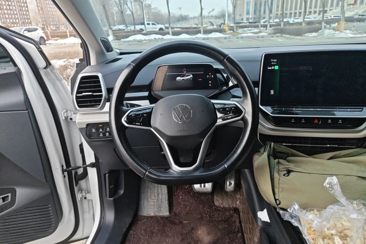 Used Volkswagen ID.6 CROZZ 2021 High-Performance PRIME Edition Steering Wheel