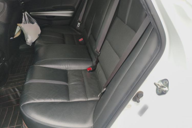 Used Honda Crosstour 2014 2.4L Luxury Edition Left Rear Seat