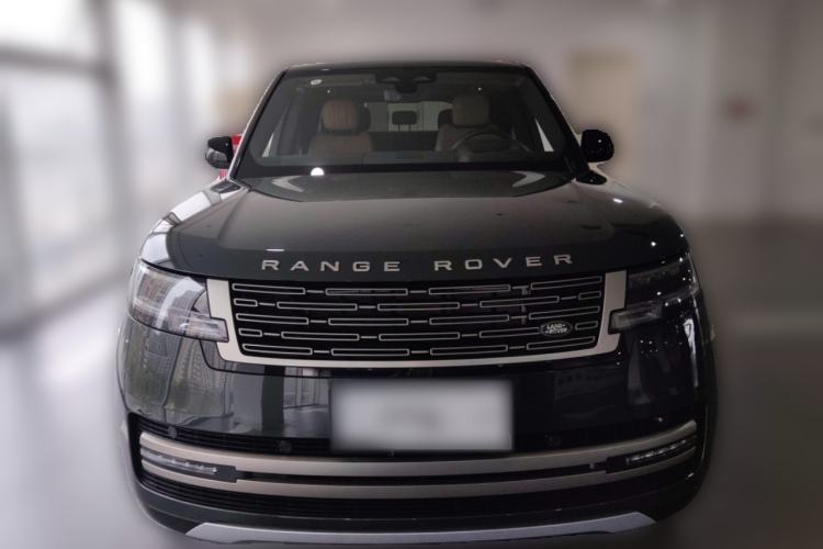 Used Land Rover Range 2024 3.0 L6 400 PS Extended Luxury Edition Front