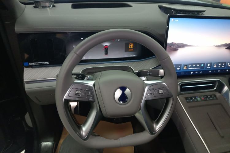 Used Denza N9 2025 Prestige Version