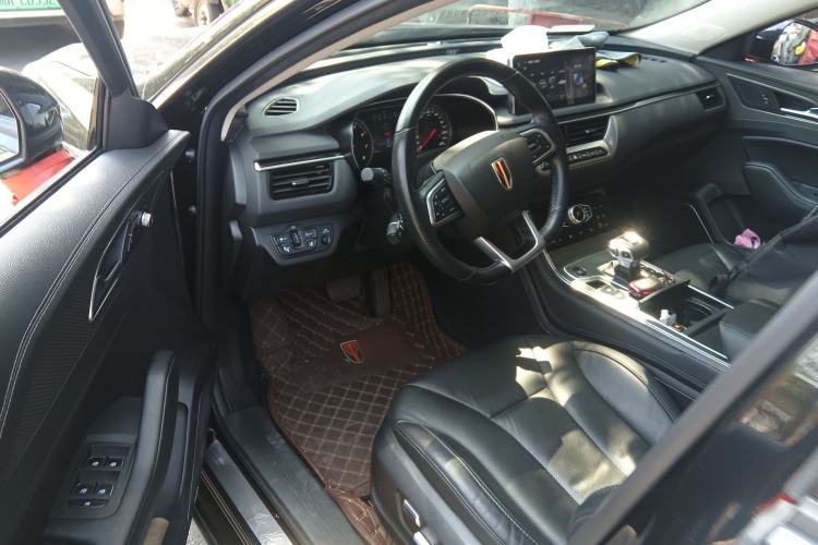 Used Hongqi H5 2022 Classic Model 1.8T Automatic Smart Connect Flagship Edition Driver Seat