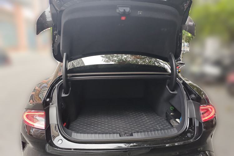Used Xiaomi Auto SU7 Ultra 2025 Ultra Model Trunk