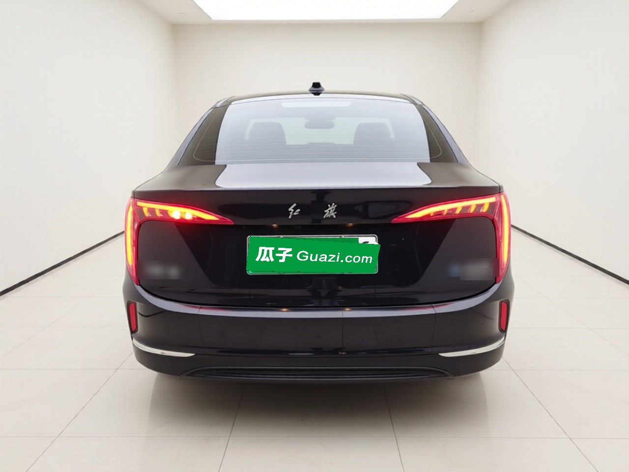 Hongqi E-QM5 2024 610 km PLUS — снимка 5
