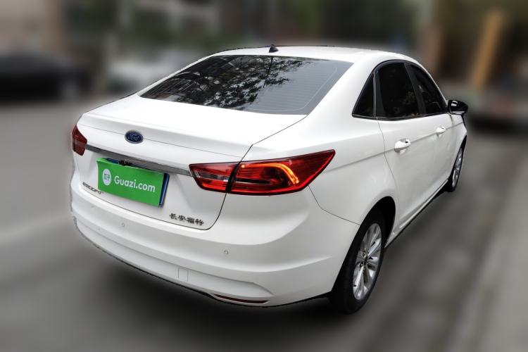 Used Ford Escort 2015 1.5L Automatic Fashion Model Rear Right 45 Deg