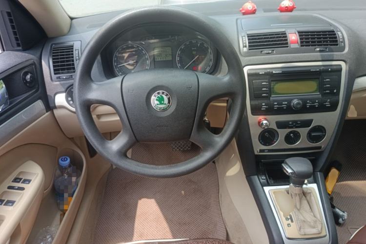 Used Skoda Octavia 2007 1.6L Automatic Elegance Edition Steering Wheel