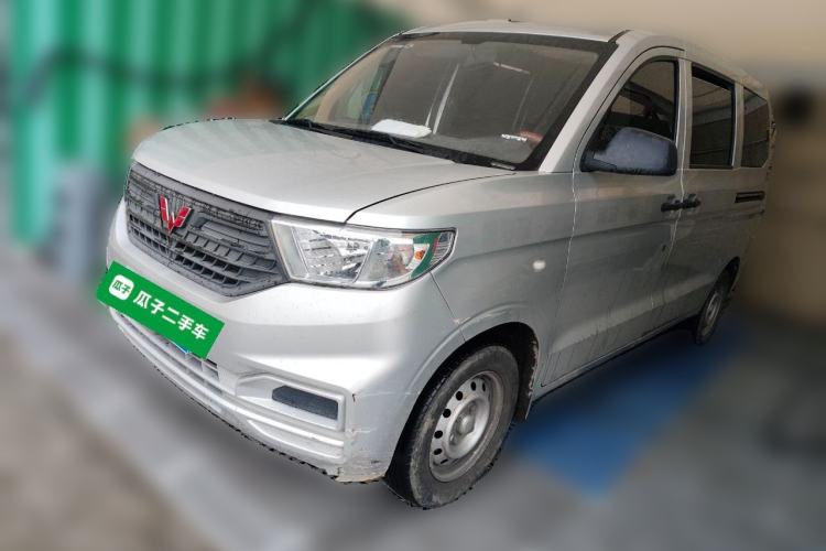 Used Wuling Hongguang V 2022 1.5L Jingqu Edition Electric-Assist LAR