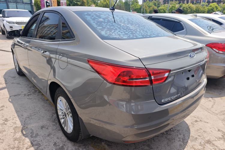 Used Ford Escort 2017 Revised Version 1.5L Manual Comfort Edition
