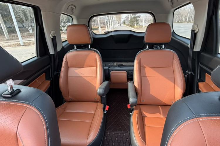 Used HYOSOW H5 2018 1.3T CVT Luxury Model Interior 11