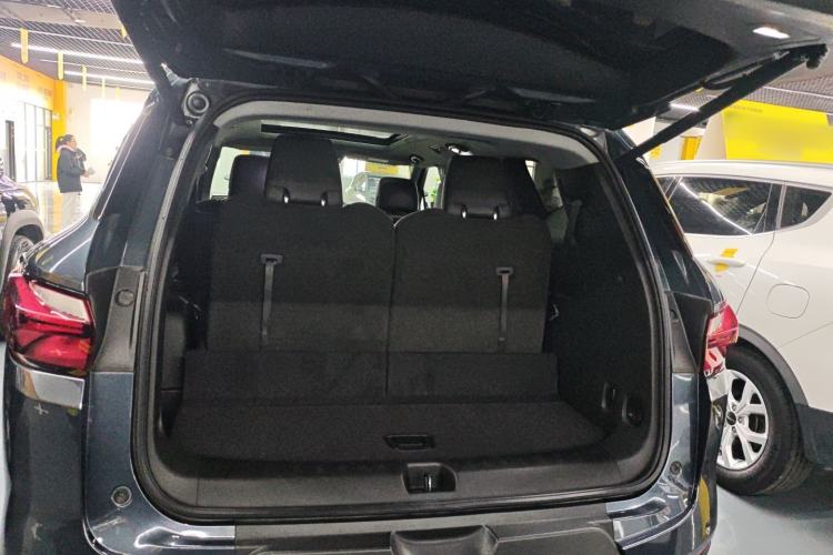 Used Chevrolet Blazer 2022 Mild Hybrid 650T 7-Seater Model Edition Trunk