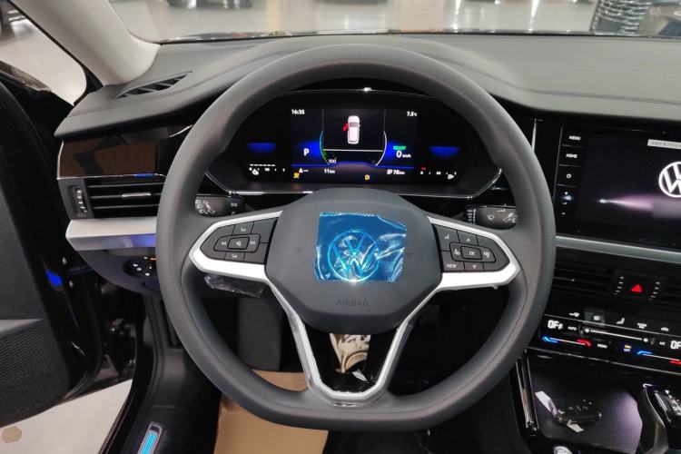 Used Volkswagen Passat New Energy 2025 430 PHEV Hybrid Business Edition