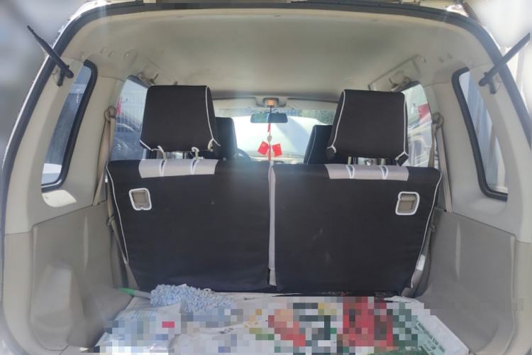 Used Suzuki Wagon R 2015 1.0L Manual Comfort Model Trunk