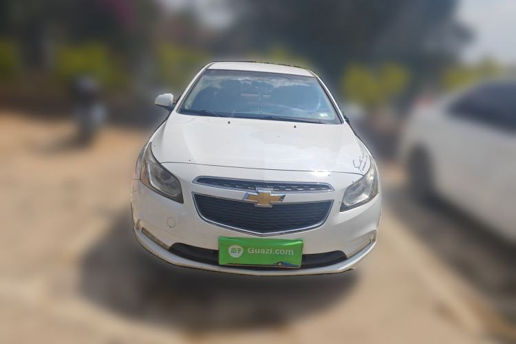 Used Chevrolet Cruze 2015 1.5L Classic SL MT Front