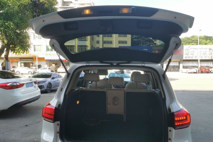 Used Volkswagen Tiguan L 2015 1.8TSI Automatic Two-Wheel Drive Trend Edition
