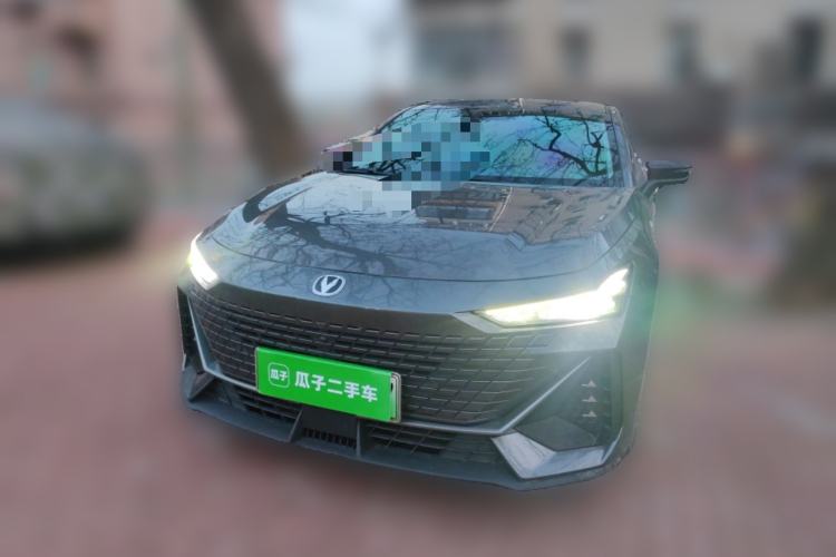 Used CHANGAN UNI-V iDD 2023 ZhiDian iDD 1.5T 113km Smart & Fun Version