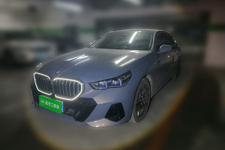 Used BMW 5 Series 2024 530Li Luxury Edition M Sport Package