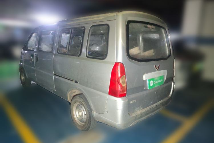 Used Wuling Rongguang 2017 1.5L Extended Basic Version Rear Left 45 Deg