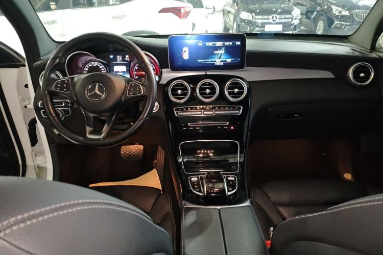 Used Mercedes-Benz GLC Coupe 2018 GLC 200 4MATIC Coupe SUV
