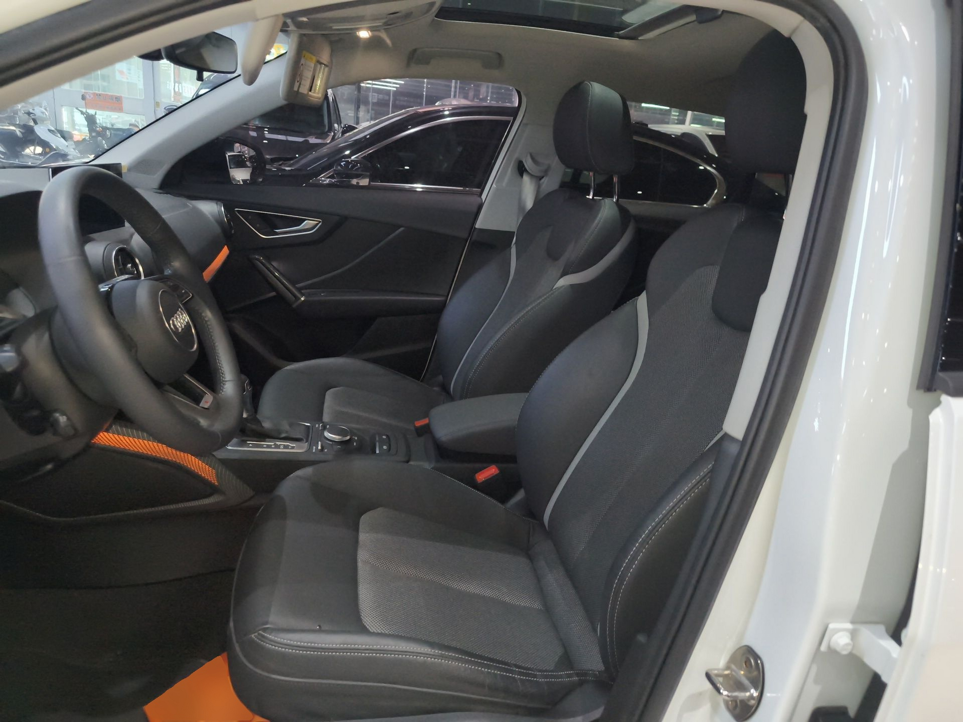 Interior delantero