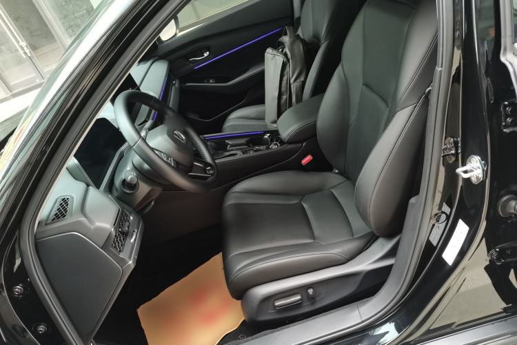 Used Honda Accord 2025 260TURBO Luxury Edition Left Front Seat