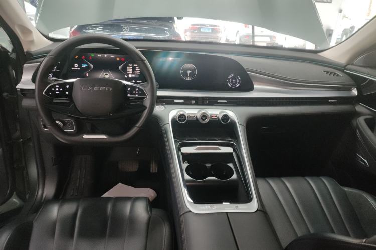 Used EXEED Lingyun 2024 400T Two-Wheel-Drive King Edition