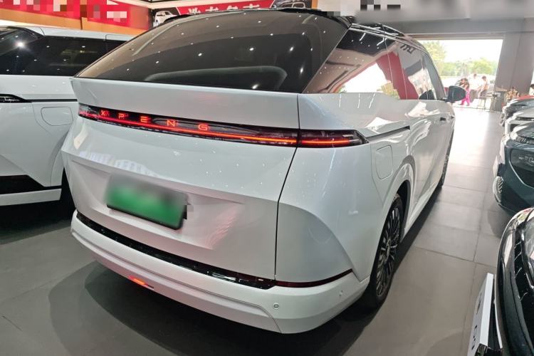 Used XPeng X9 2026 Model—Range-Extended Version 1602 Ultra Rear Right 45 Deg