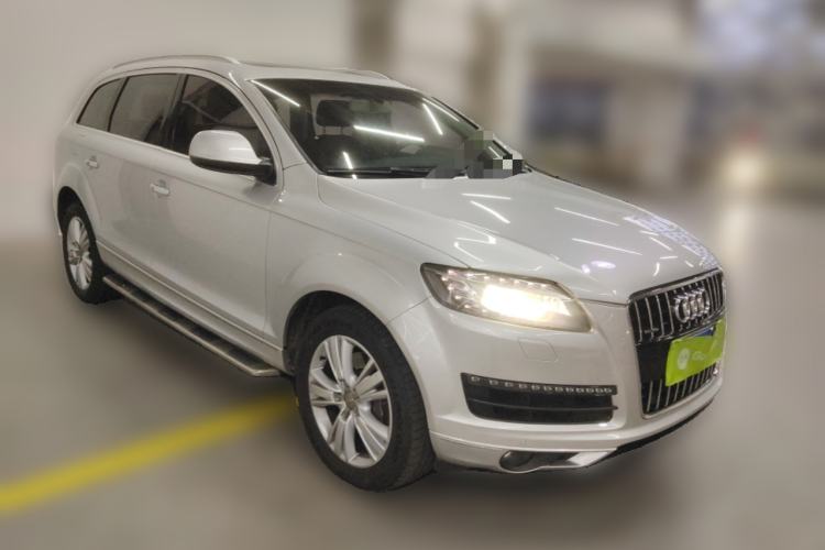 Used Audi Q7 2011 3.0 TFSI Technology (200kW) Front Right 45 Deg