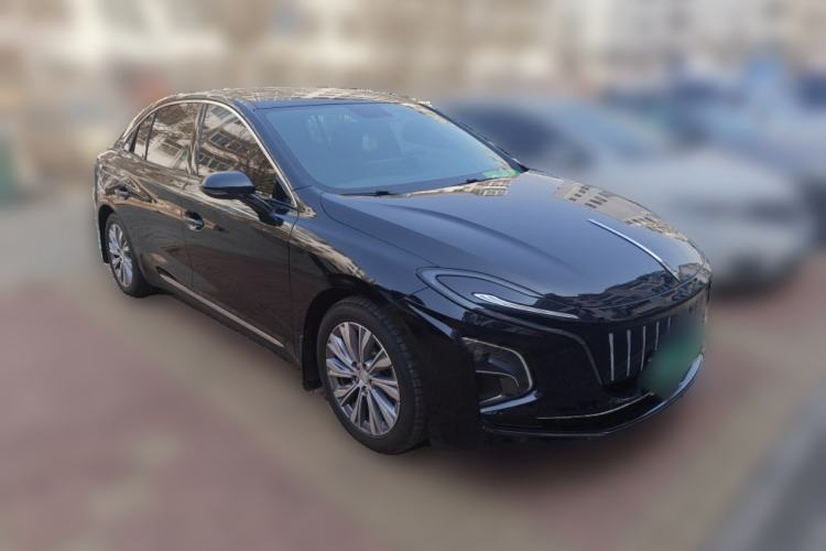 Used Hongqi E-QM5 2022 431 km Charge & Enjoy Edition
