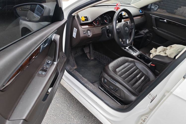 Used Volkswagen Magotan 2012 Travel Edition 2.0 TSI Luxury Version